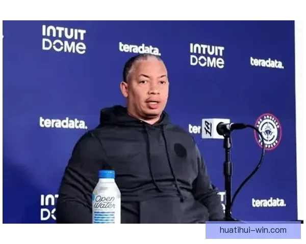 94岁NBA胜场纪录教练莫塔被告知本届名人堂无缘入选引关注